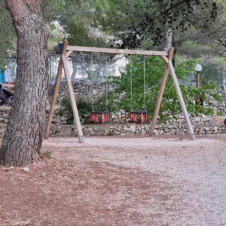 Premium Mobile Zen Spot 277 Campsite Jezera