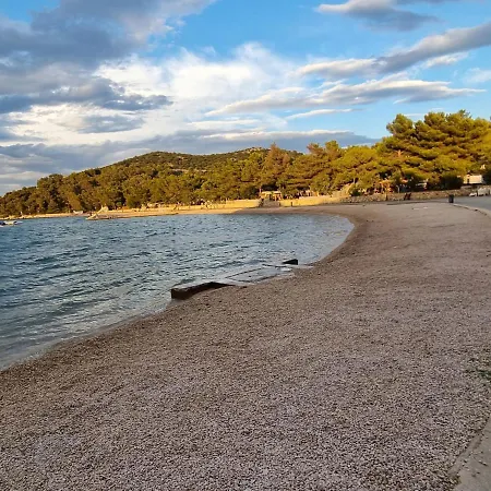 Premium Mobile Zen Spot 277 Campsite